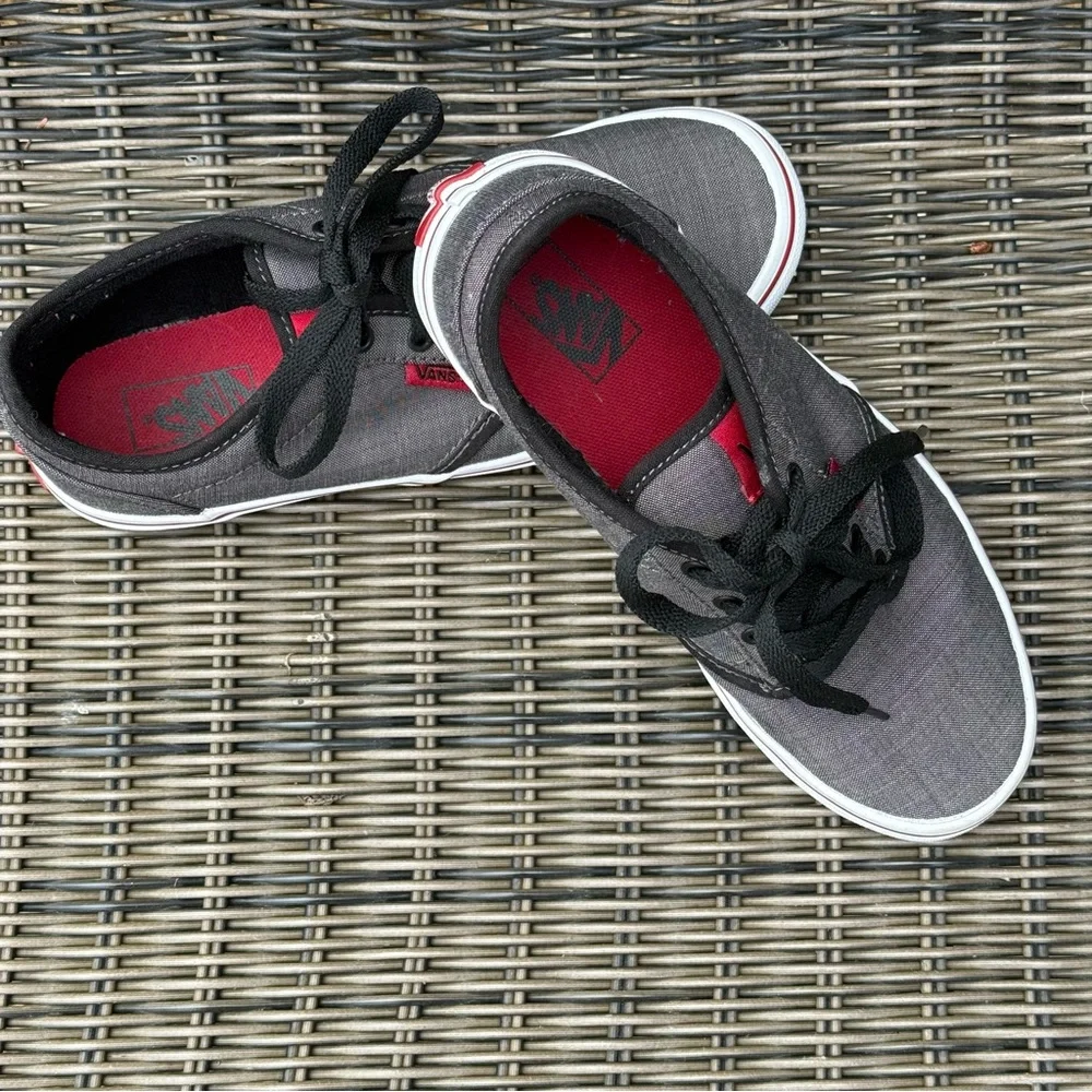 Vans youth size 4 gray red black canvas unisex sneakers skater low top classic